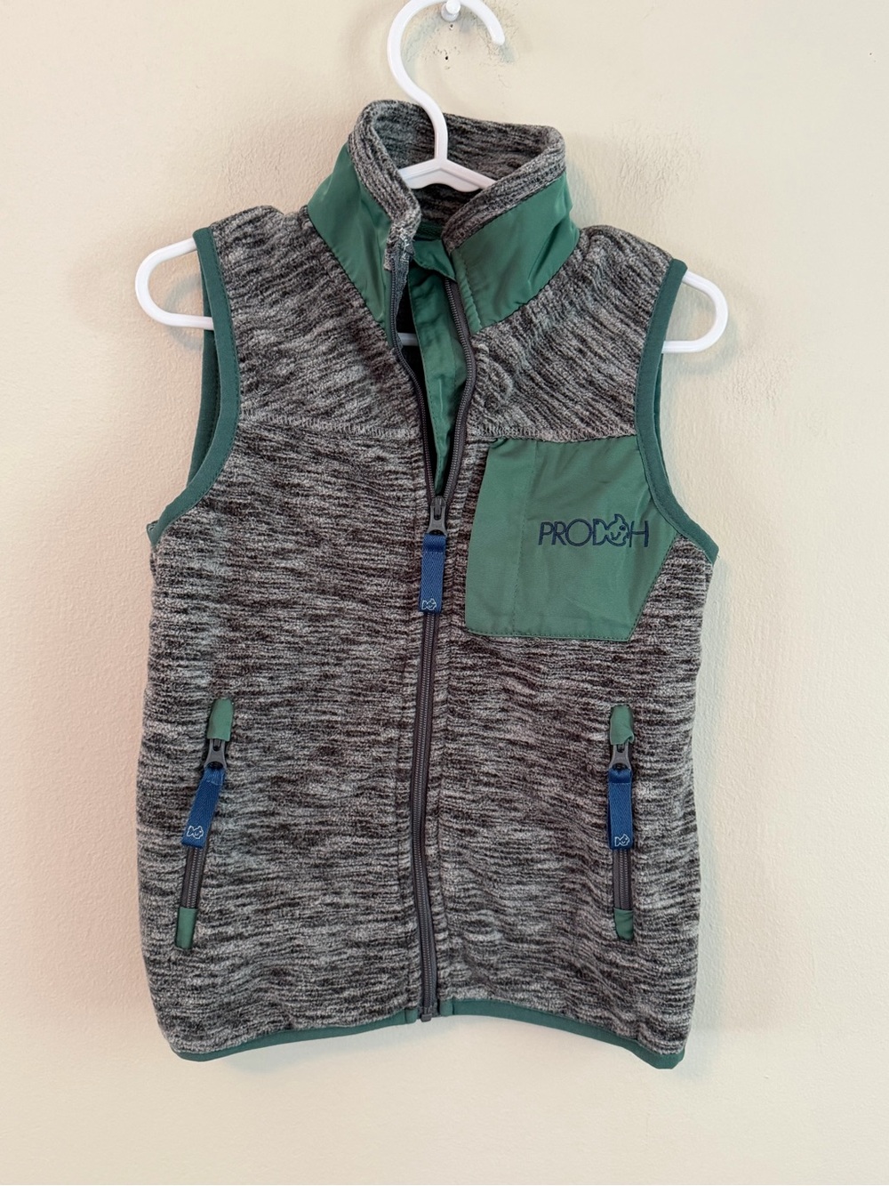 Prodoh Grey Knit Vest with Green Accents